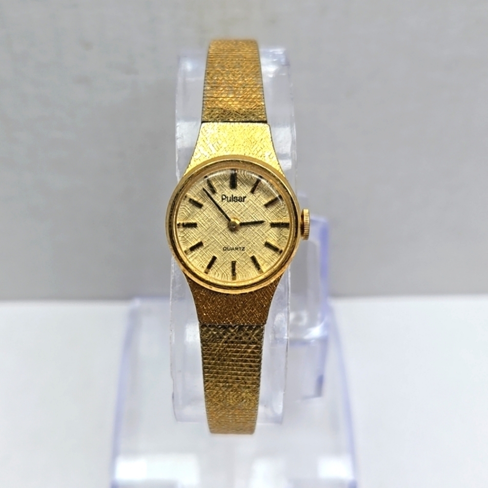 Womens Vintage Pulsar Gold Tone Quartz Watch V432-0020 New Battery
